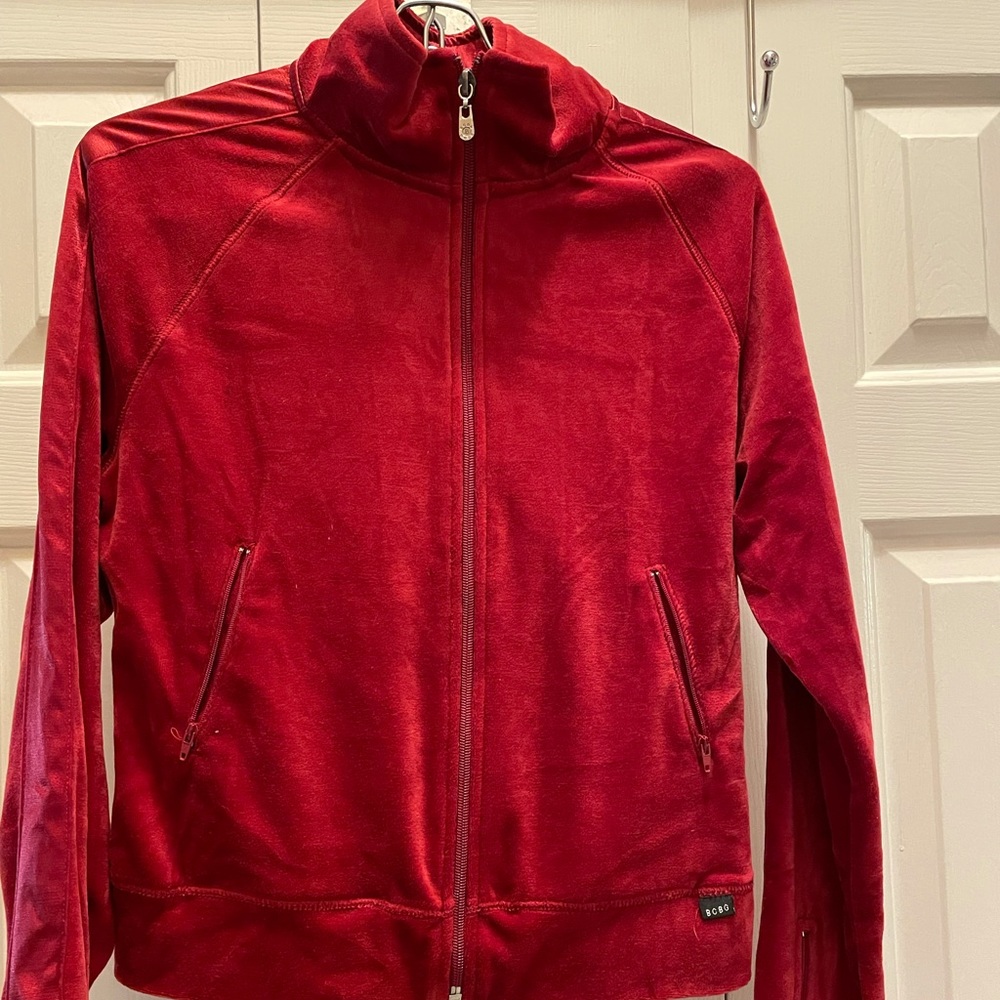 Women’s PL BCBG Maxazria red zip down coat